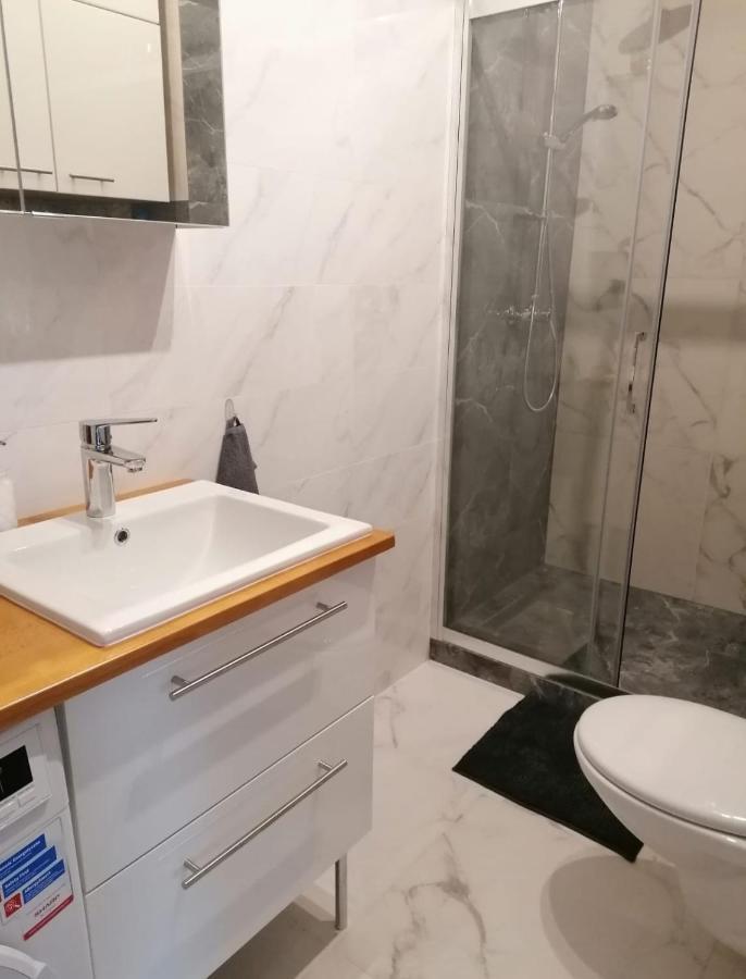 Apartament Pruszcz Gdanski 1 Buitenkant foto